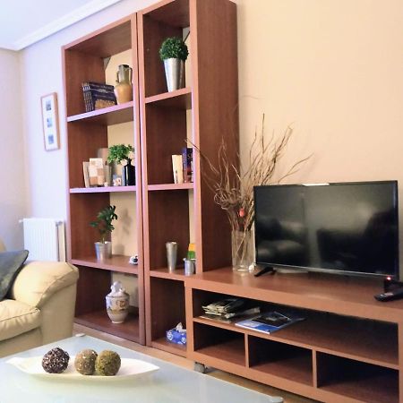 Apartamento En Oviedo,Wifi Luaran gambar