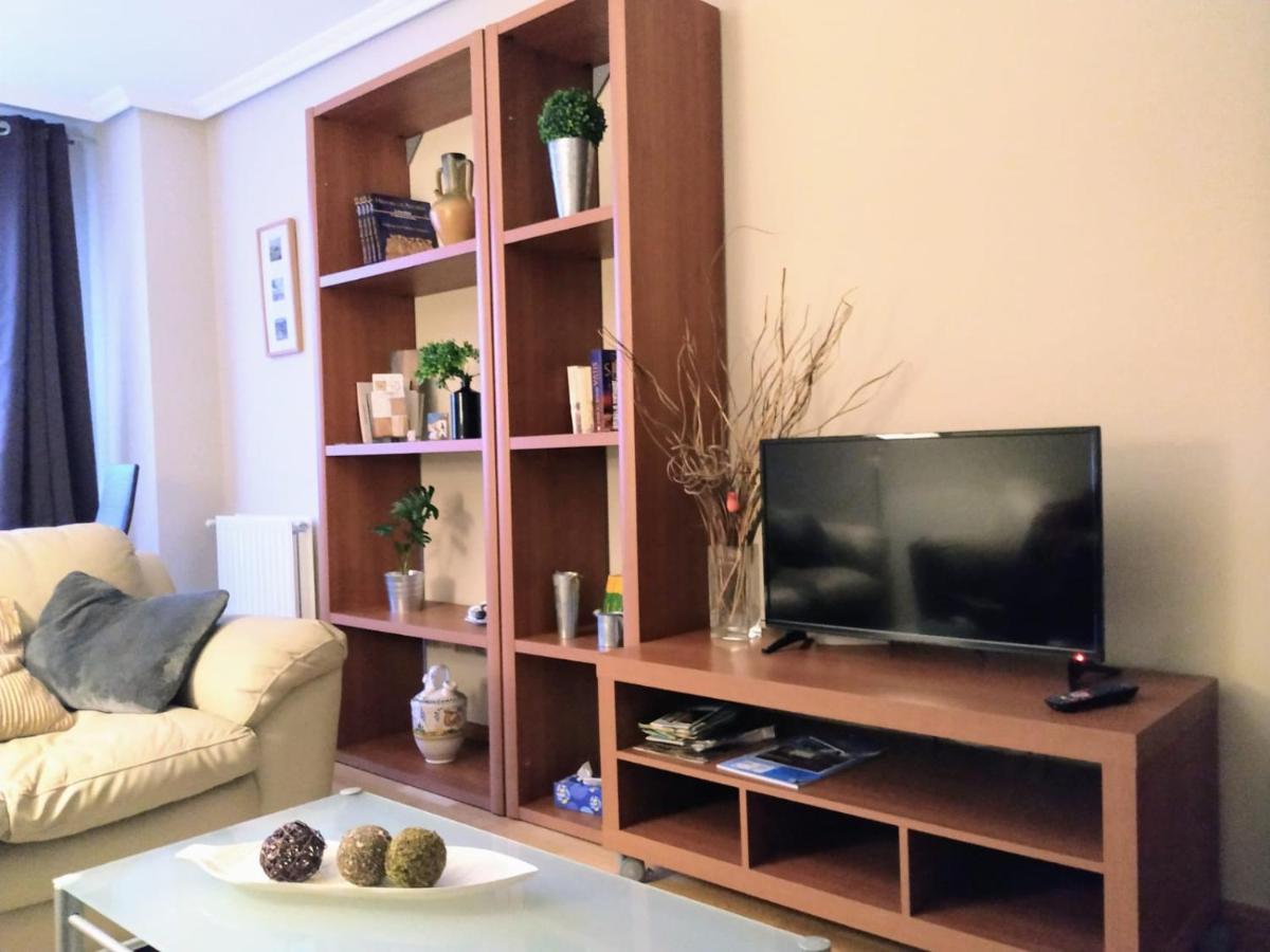 Apartamento En Oviedo,Wifi Luaran gambar