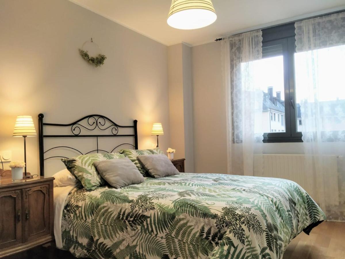 Apartamento En Oviedo,Wifi Luaran gambar
